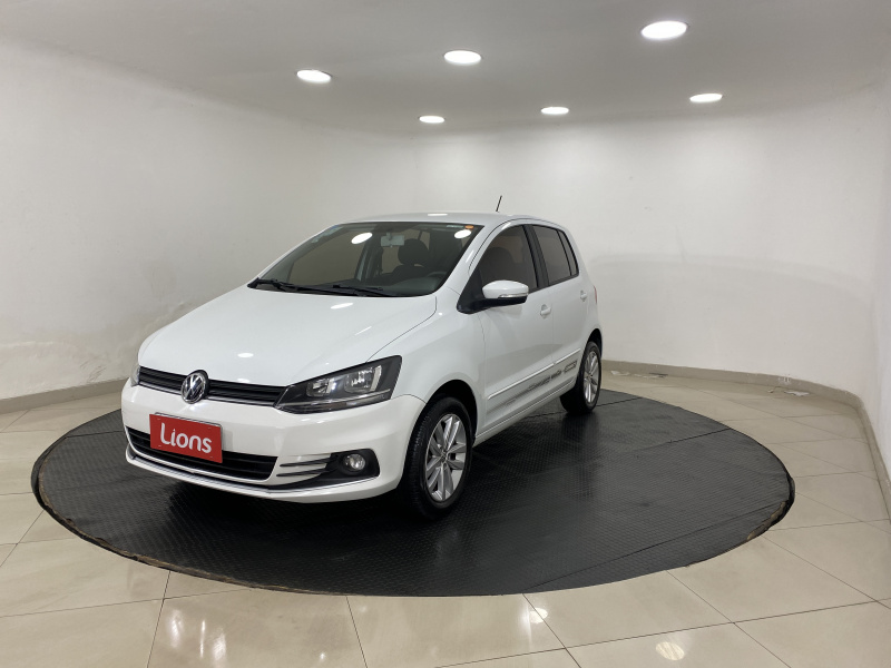 VOLKSWAGEN FOX 1.6 Connect