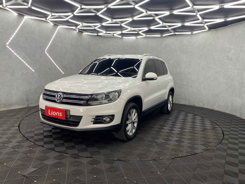 VOLKSWAGEN TIGUAN TSI 4WD 2.0